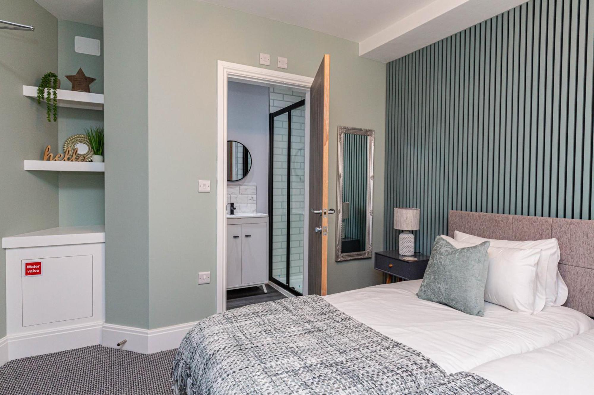 Seafront Apartment - Sleeps 6 - Gateway To The Lake District - Brand New Morecambe Exteriör bild